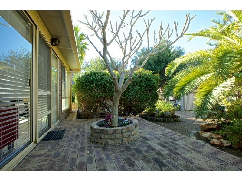 7 Weldwood Road, Ocean Reef WA 6027