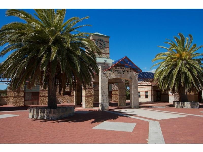 7 Weldwood Road, Ocean Reef WA 6027