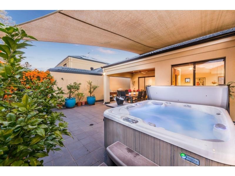 36A Paine Court, Karrinyup WA 6018