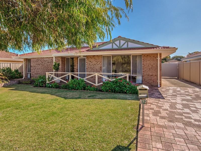 12 Arthur Road, Safety Bay WA 6169