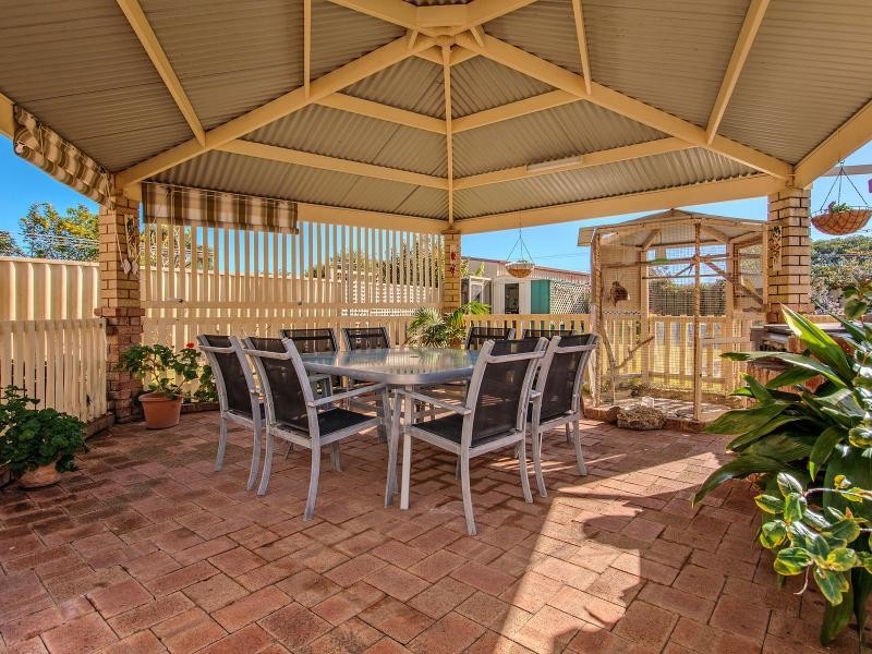 12 Arthur Road, Safety Bay WA 6169