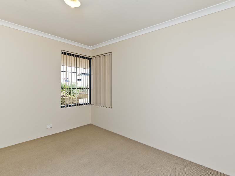 4 Midsummer Circle, Pinjarra WA 6208