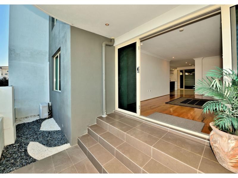 1/28 Vivaldi Drive, Mandurah WA 6210