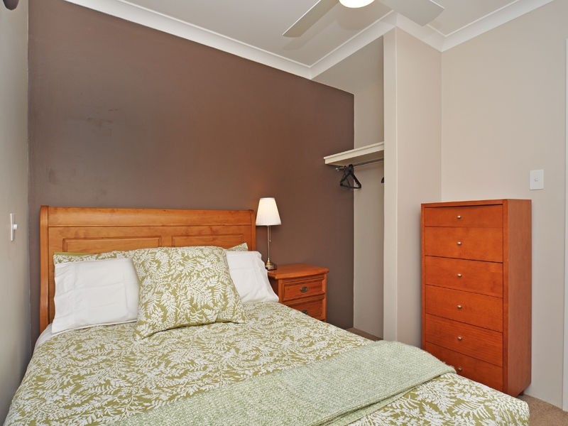 8 Hurst Trail, Clarkson WA 6030