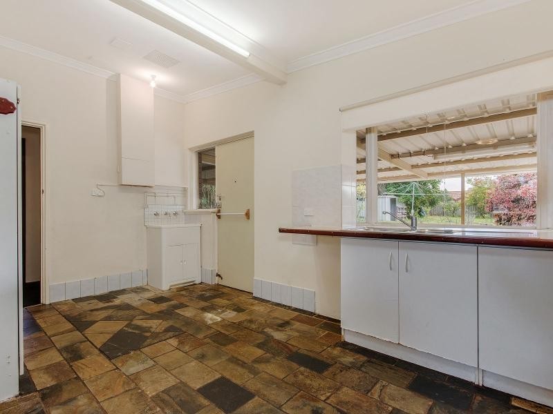 26 Rae Road, Safety Bay WA 6169