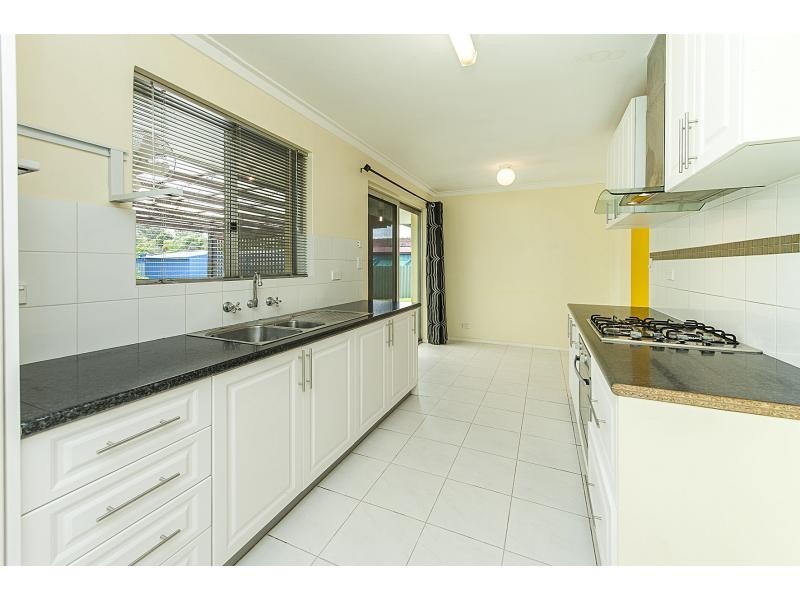 L2/3 Barlee Way, Beechboro WA 6063