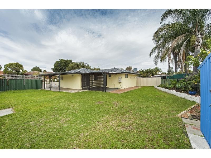 L2/3 Barlee Way, Beechboro WA 6063