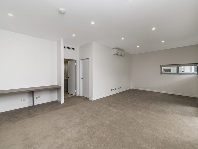 13/8 Hawksburn Road, Rivervale WA 6103
