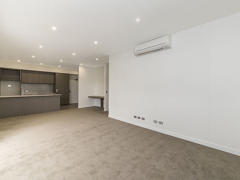 13/8 Hawksburn Road, Rivervale WA 6103