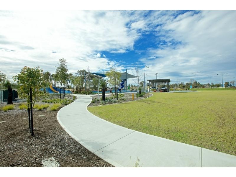 7 Savory Way, Banjup WA 6164