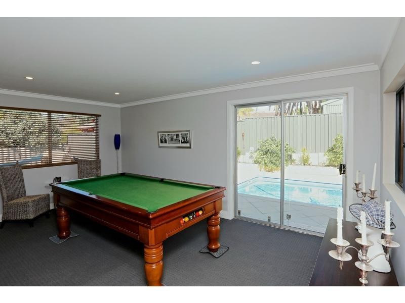 24 Doriot Way, Carine WA 6020