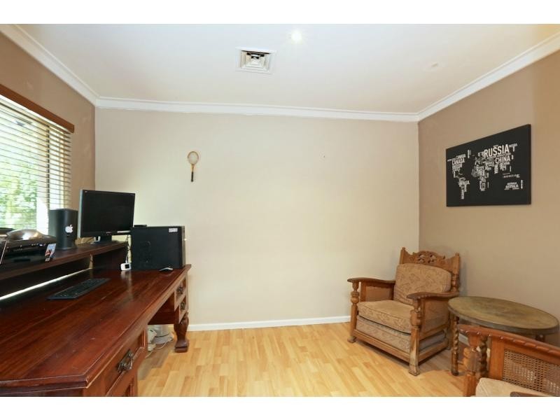 24 Doriot Way, Carine WA 6020