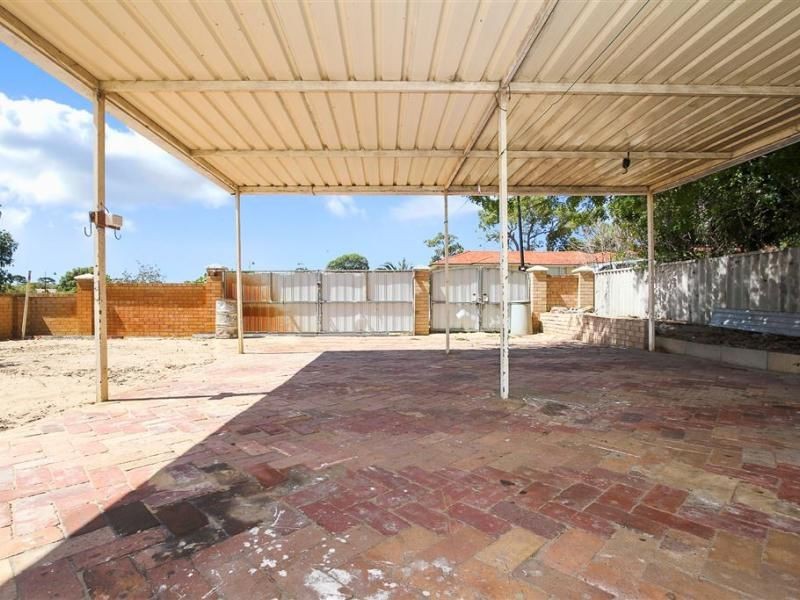 17 Doherty Road, Coolbellup WA 6163