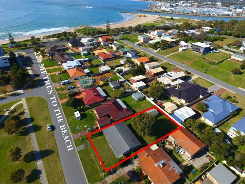 13 Shayne Street, Halls Head WA 6210