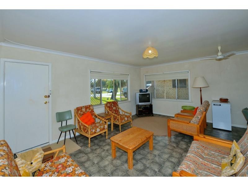 13 Shayne Street, Halls Head WA 6210