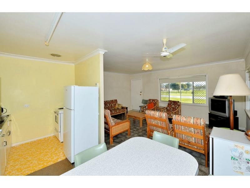 13 Shayne Street, Halls Head WA 6210