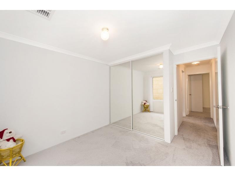 12 Acerosa Boulevard, Halls Head WA 6210