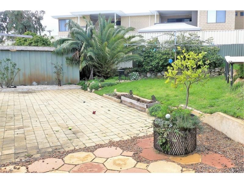 9 Scales Way, Spearwood WA 6163