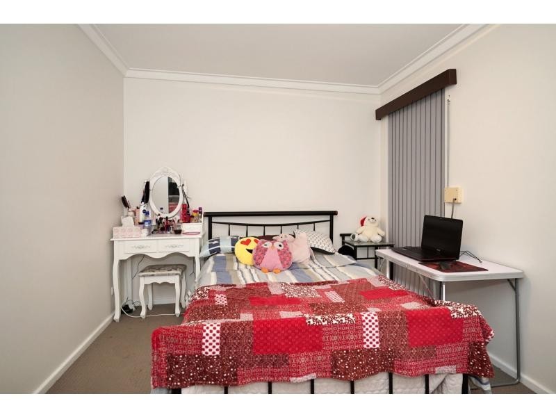 2/215 Royal Street, Yokine WA 6060