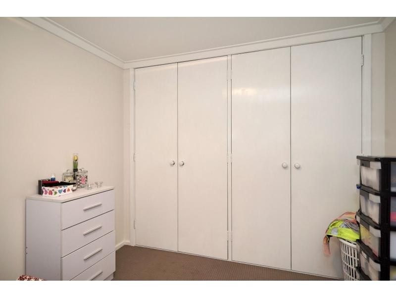 2/215 Royal Street, Yokine WA 6060