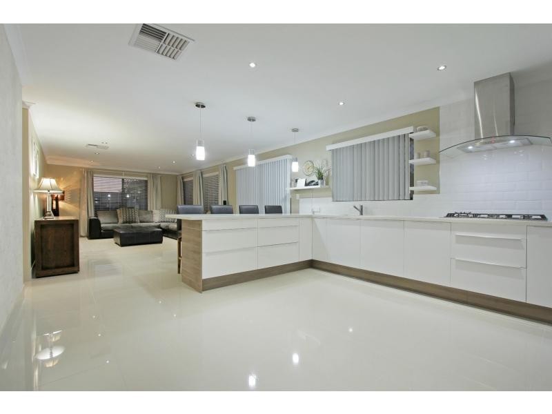 2 Ayr Way, Mindarie WA 6030