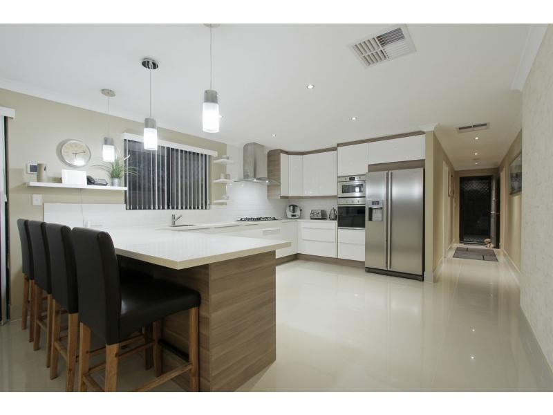2 Ayr Way, Mindarie WA 6030