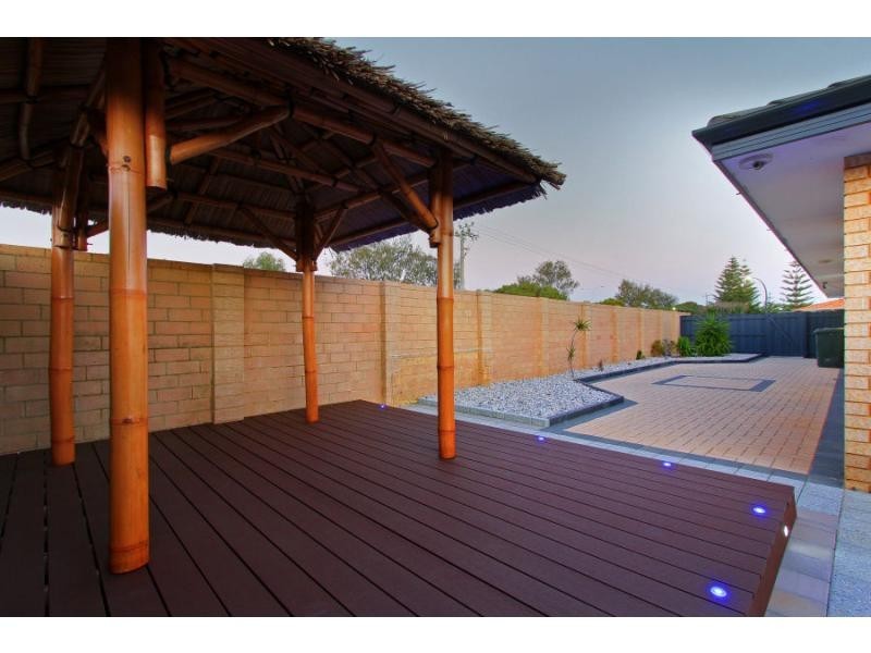 2 Ayr Way, Mindarie WA 6030