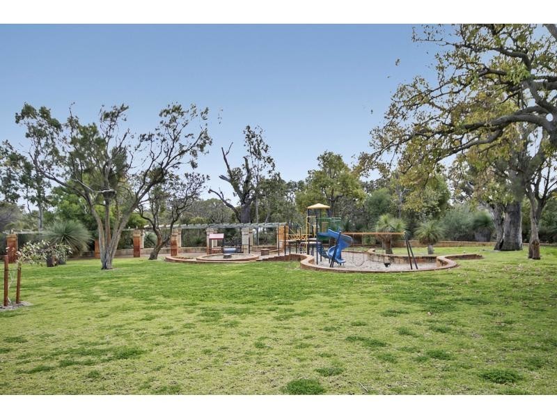 4 Forillion Avenue, Bibra Lake WA 6163