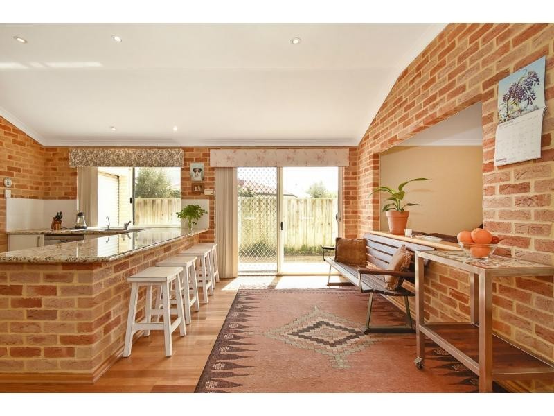 8 Whitmore Terrace, Heathridge WA 6027