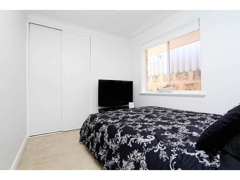 75B Leighton Road, Halls Head WA 6210