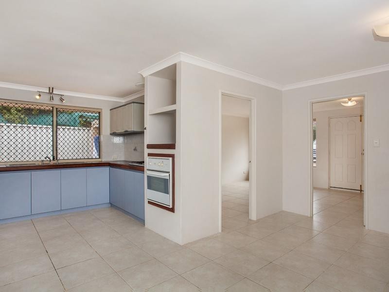 76 Viridian Drive, Banksia Grove WA 6031