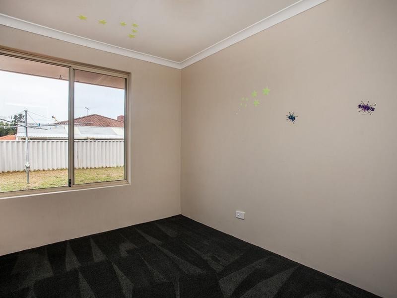 76 Viridian Drive, Banksia Grove WA 6031