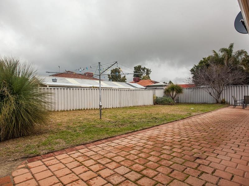 76 Viridian Drive, Banksia Grove WA 6031