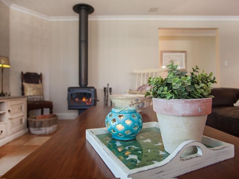 42 Burnett Drive, Clarkson WA 6030