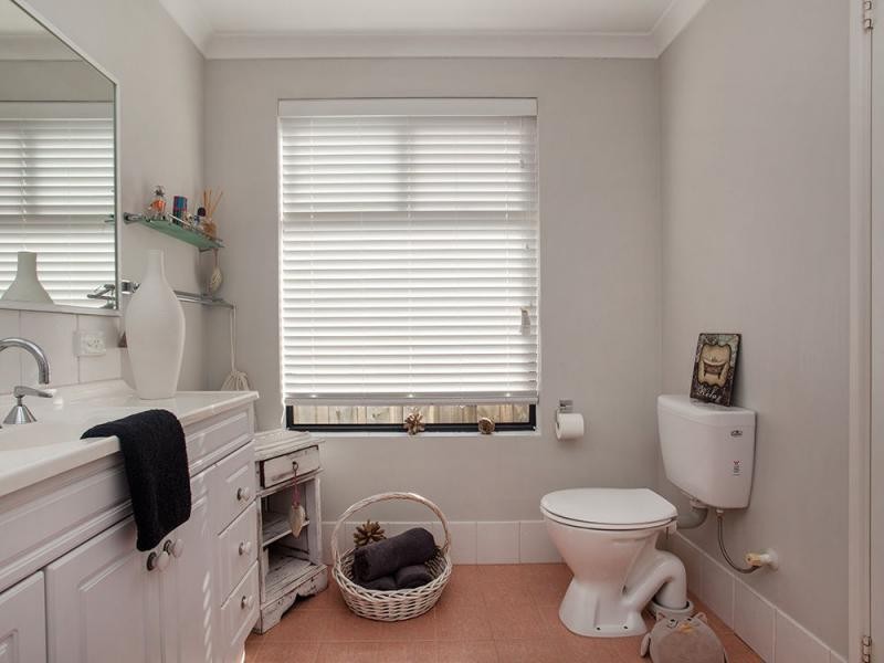 42 Burnett Drive, Clarkson WA 6030