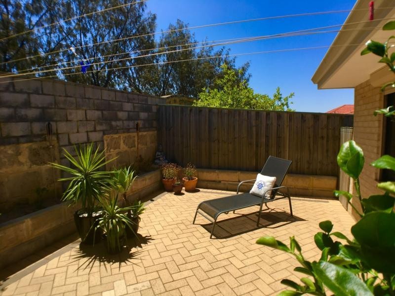 42 Burnett Drive, Clarkson WA 6030