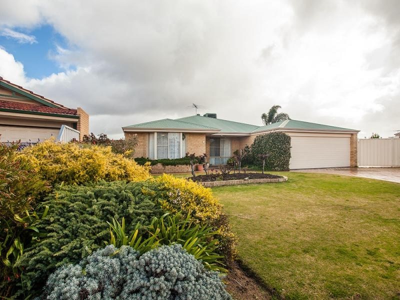 19 Danja Rise, Hocking WA 6065