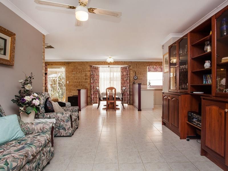 19 Danja Rise, Hocking WA 6065