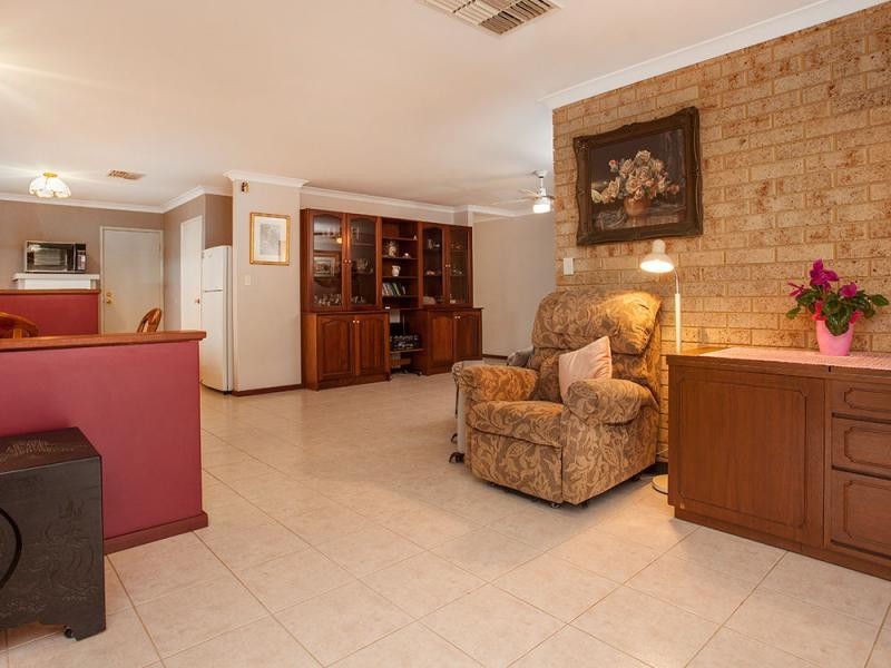 19 Danja Rise, Hocking WA 6065