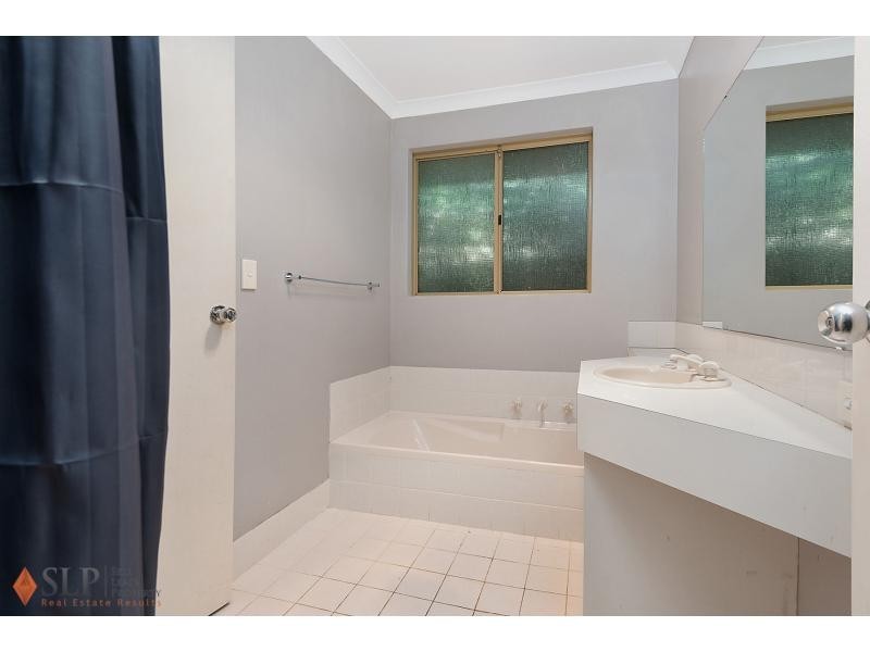 8 Akita Court, Merriwa WA 6030