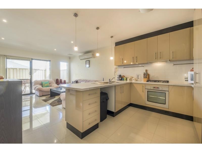 9C Wardlow Way, Balga WA 6061