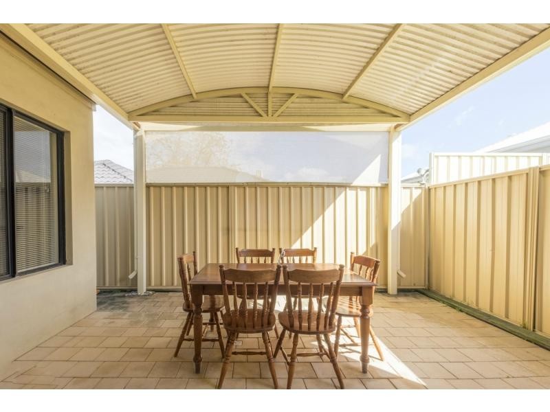 9C Wardlow Way, Balga WA 6061