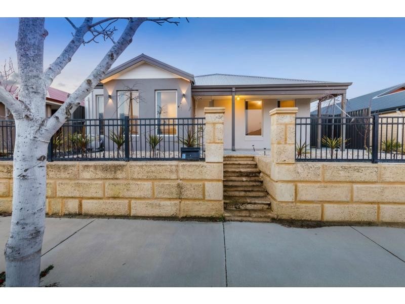 6 Torres Parade, Aveley WA 6069