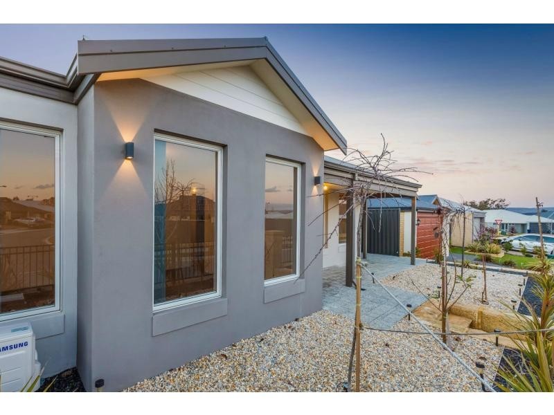 6 Torres Parade, Aveley WA 6069