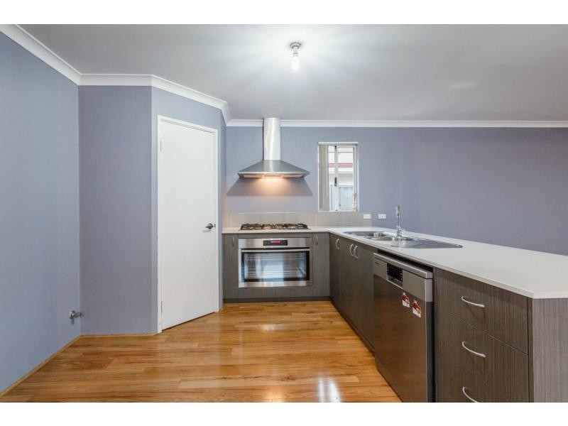 6 Torres Parade, Aveley WA 6069