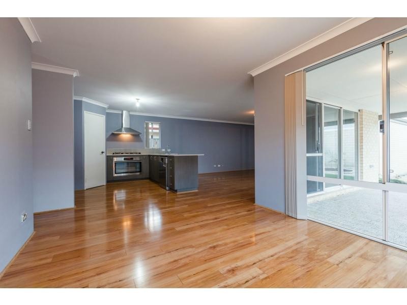 6 Torres Parade, Aveley WA 6069