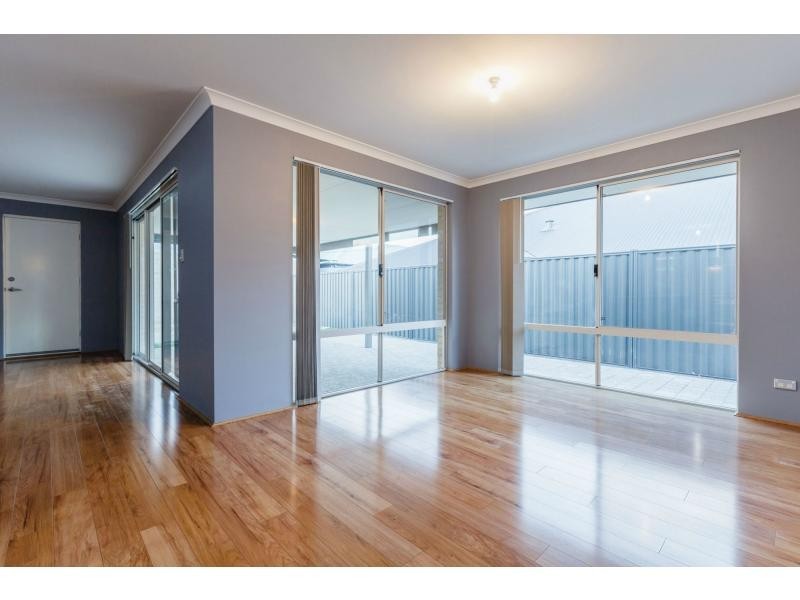 6 Torres Parade, Aveley WA 6069