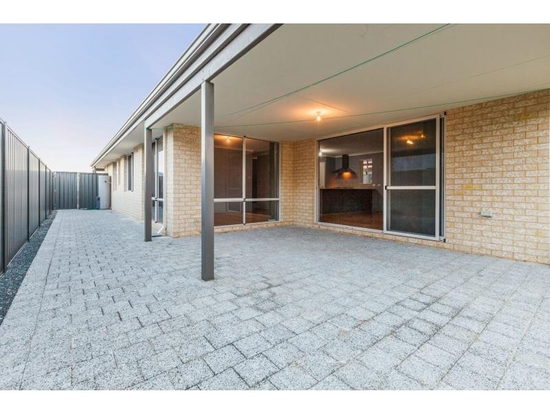 6 Torres Parade, Aveley WA 6069