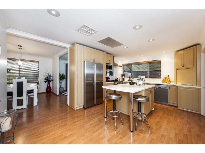 7 Darwinia Place, Greenwood WA 6024