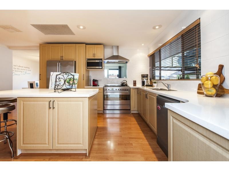 7 Darwinia Place, Greenwood WA 6024